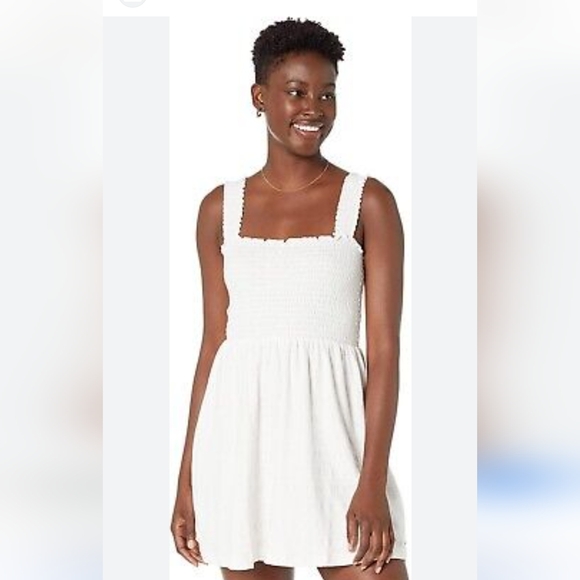 Roxy Dresses & Skirts - Roxy Women's White Hang 10 Of the Shoulder Mini Sundress. NWT Size M